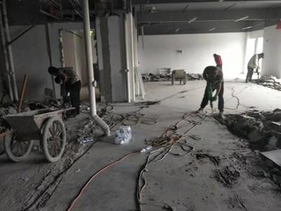 拆墙时要注意什么？知道这几点的装修师傅都说内行。