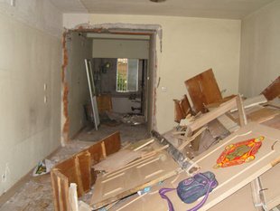 二手房装修拆除，墙体拆除报价。