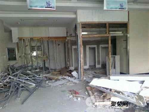 墙地砖拆除和墙体拆除有什么区别？它们的拆除是按面积算？还是按体积算！