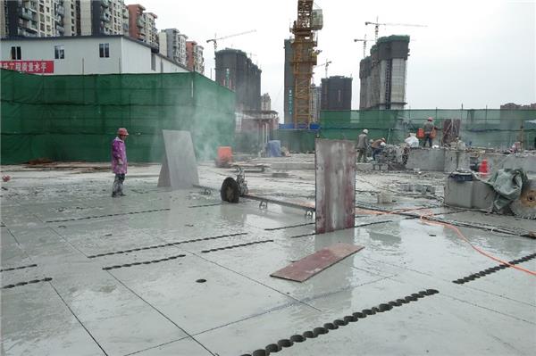 切割钢筋混凝土怎么收费？