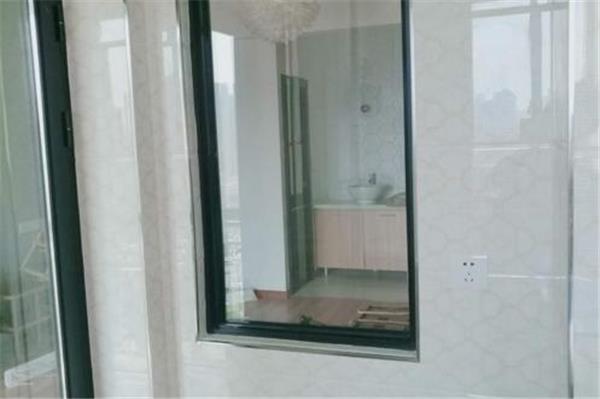 水泥墙的开窗方法。