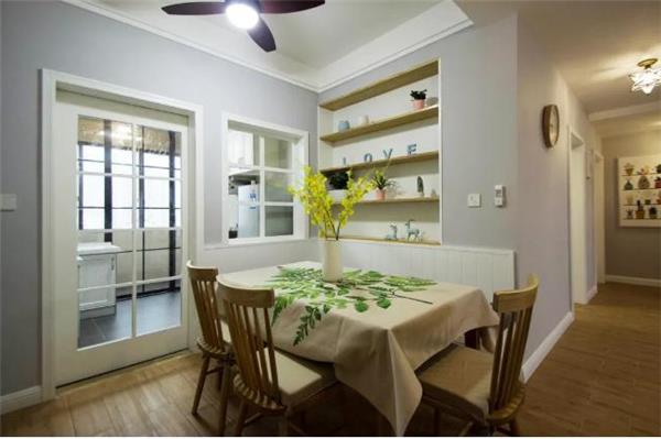 如何在室内墙上开窗口？