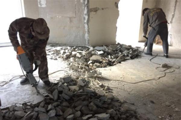 旧房拆除装修的费用大概是多少？