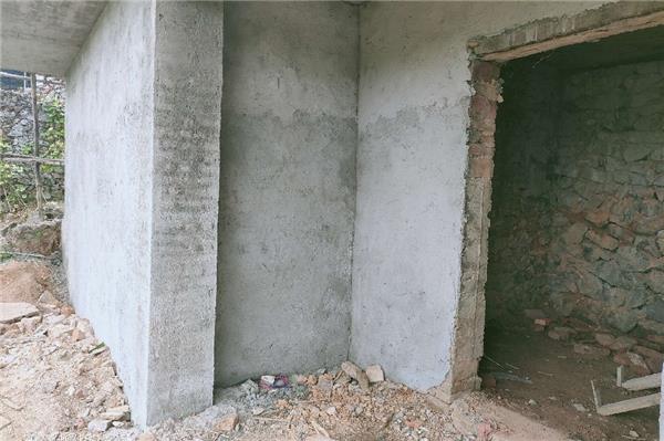 如何在墙上开门口？