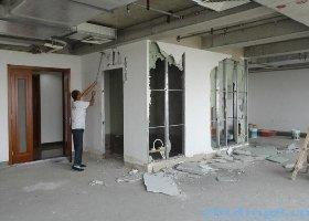 北京拆除水泥隔断墙多少钱一平米？