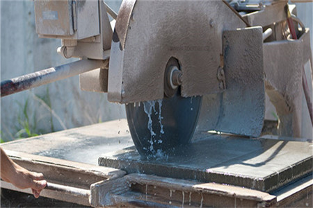 楼板切割多少钱一平方？