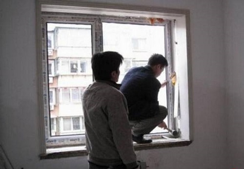 窗户上的玻璃怎么割