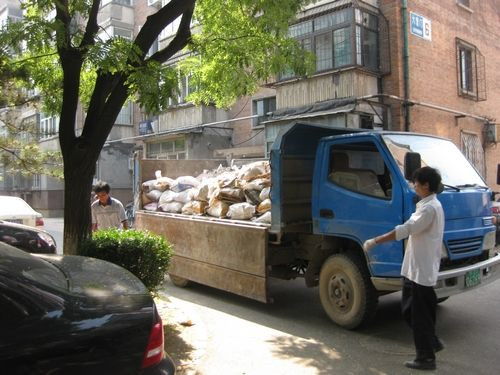 拆除墙上瓷砖的好方法是什么