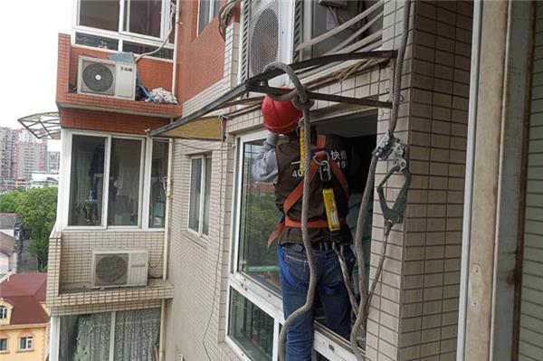 外墙瓷砖拆除多少钱一个平方？