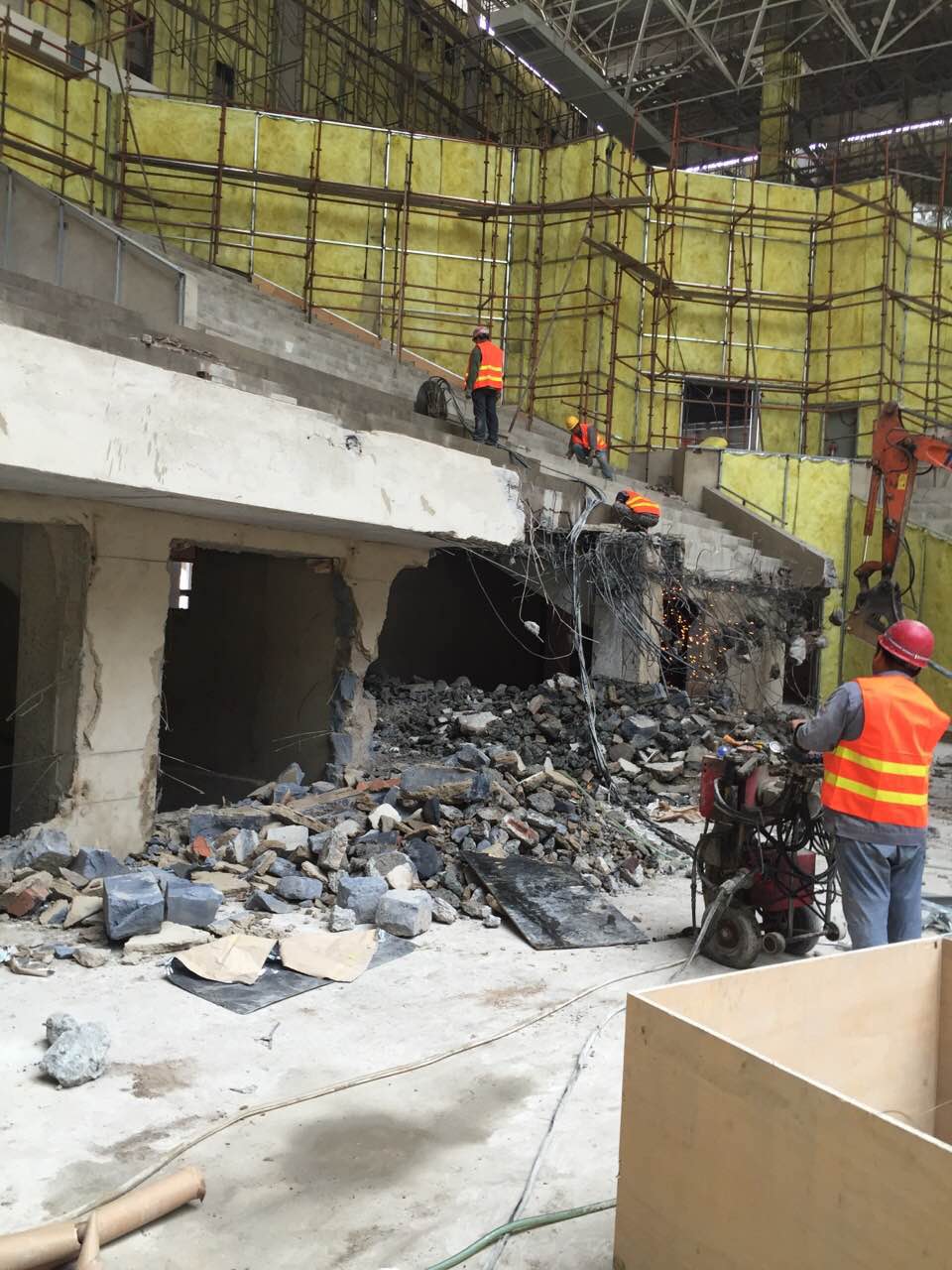 工程拆除，工装拆除，商场改造拆除工程