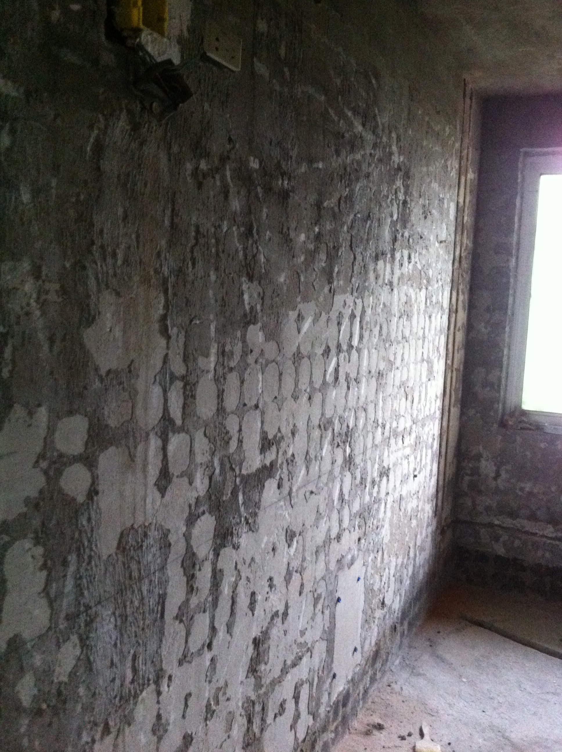 卫生间拆除，拆墙砖，拆地面