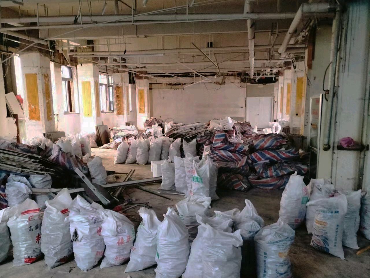 酒店拆除需要准备哪些安全措施？