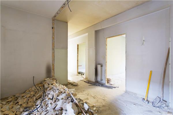 专业承揽房屋室内拆旧、别墅拆除及家装工装拆除服务